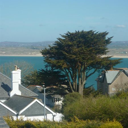 Sea Breeze Acomodação com café da manhã St Ives Exterior foto